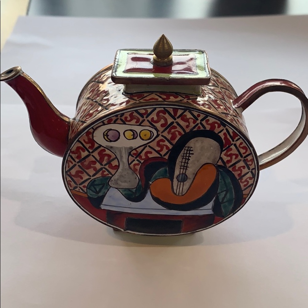 Kelvin Chen hand painted enamel mini tea pot